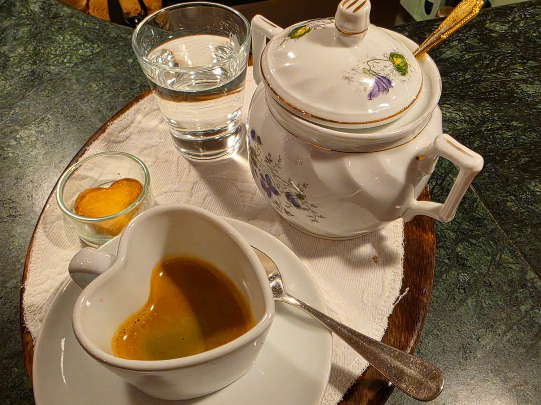 坦恩酒店主图