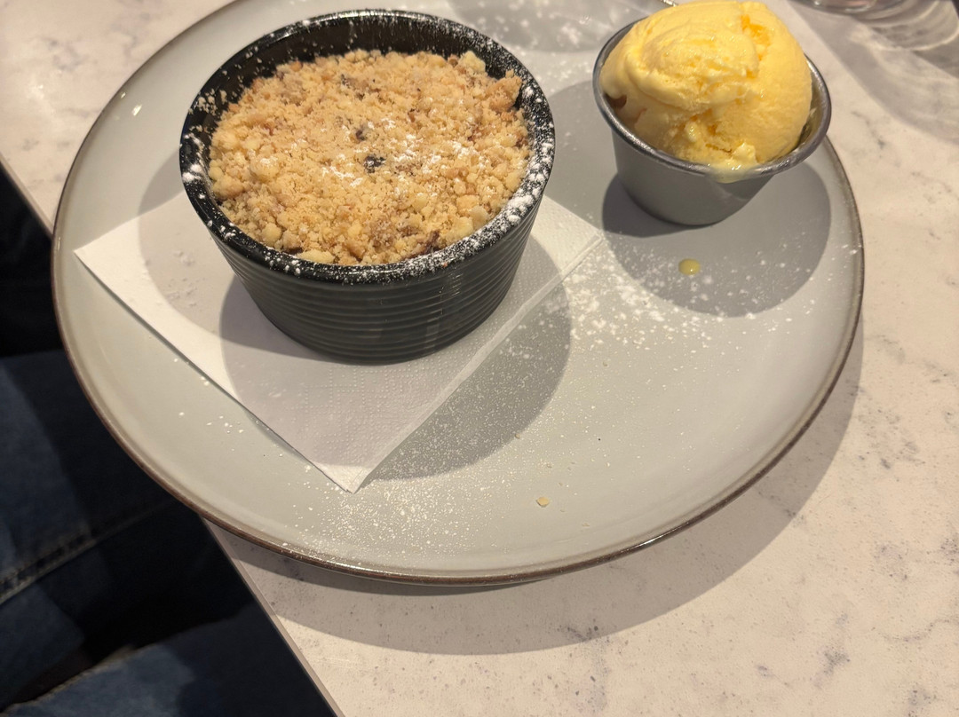艾尔利阿姆斯酒店主图