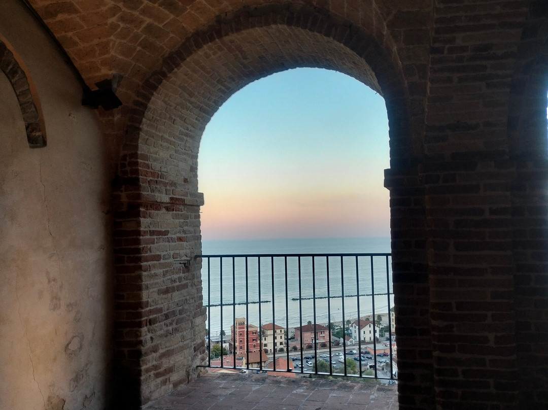Grottammare Borgo Antico-Grottammare必去景点