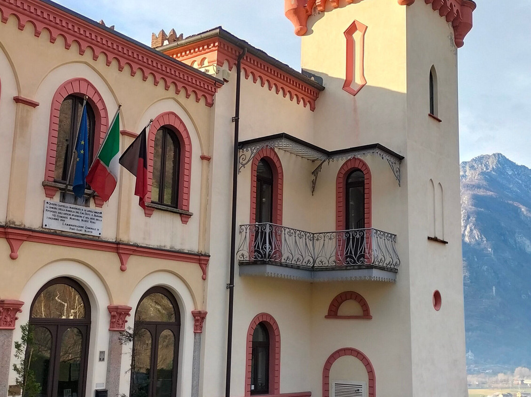 Castello Baraing-Pont-Saint-Martin必去景点
