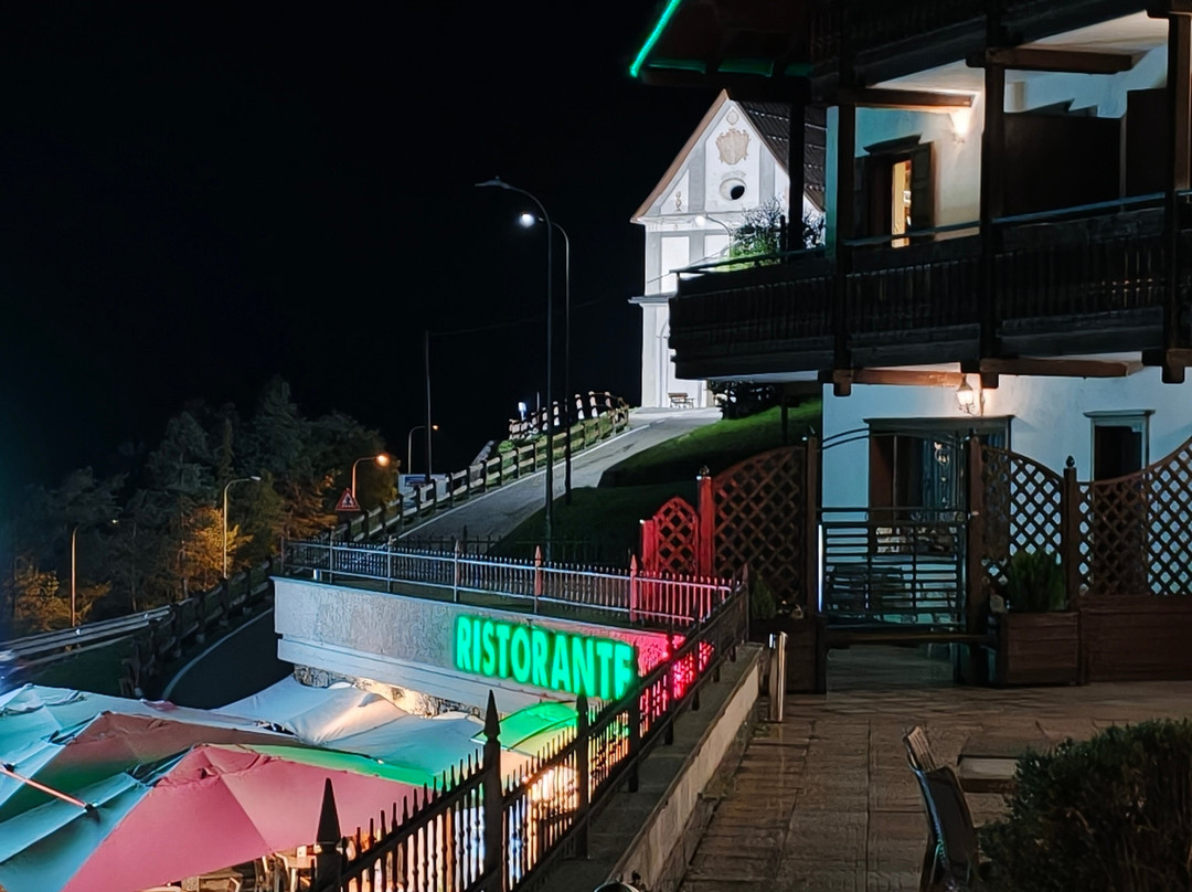 阿尔佩住宅酒店主图
