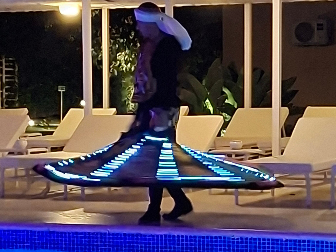 Jaz Neo Almazino, Almaza Bay主图