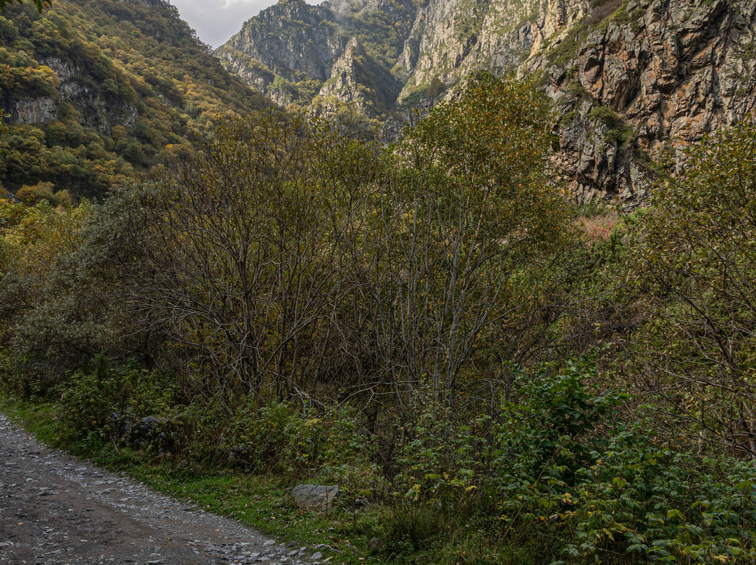 Gveleti Waterfall-Stepantsminda必去景点