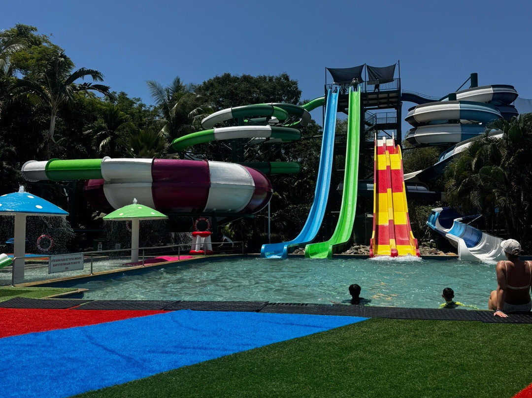 Big Bula Water Park-丹娜努岛必去景点