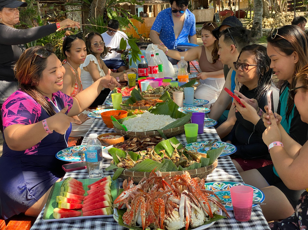 Leon Island Tours