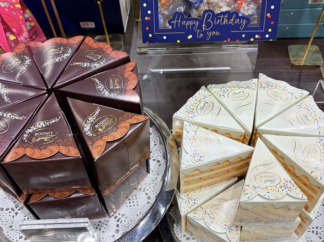 Lindt Chocolate Factory Outlet Carlisle-卡莱尔必去景点
