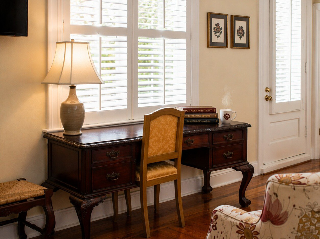 The Edenton Collection-The Granville Queen Inn