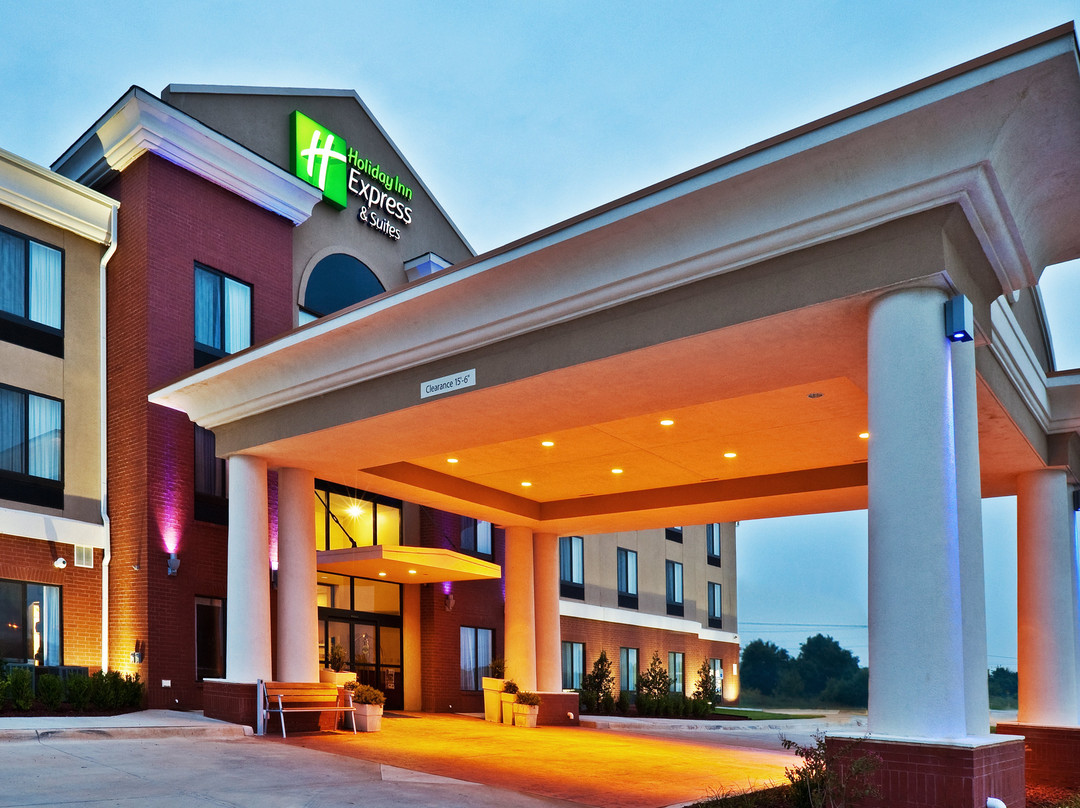 Holiday Inn Express & Suites Perry By IHG主图
