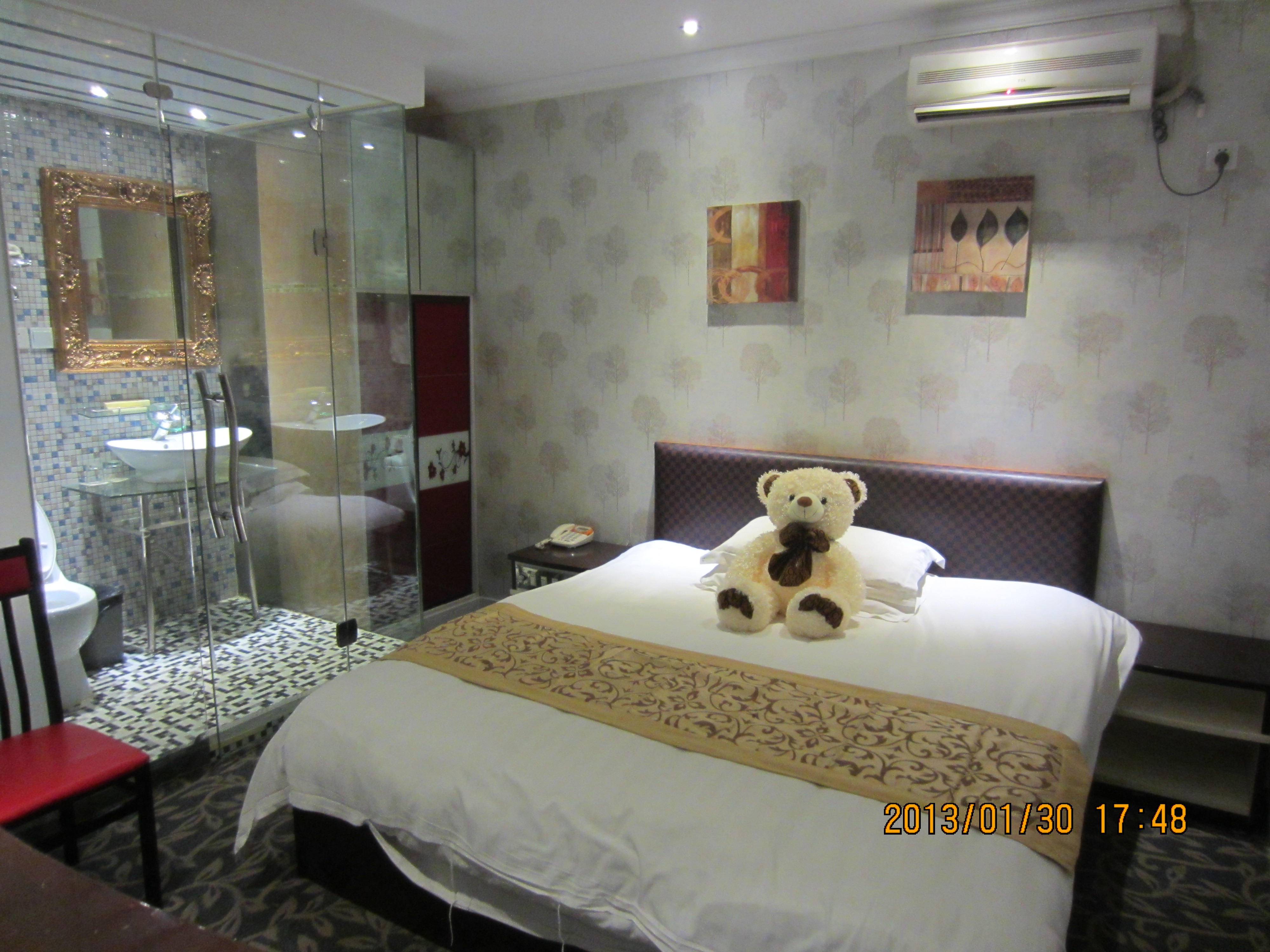 九久假日酒店-官方