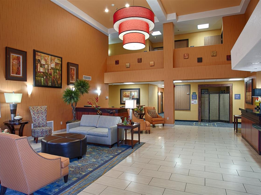 Best Western Plus Fresno Inn主图