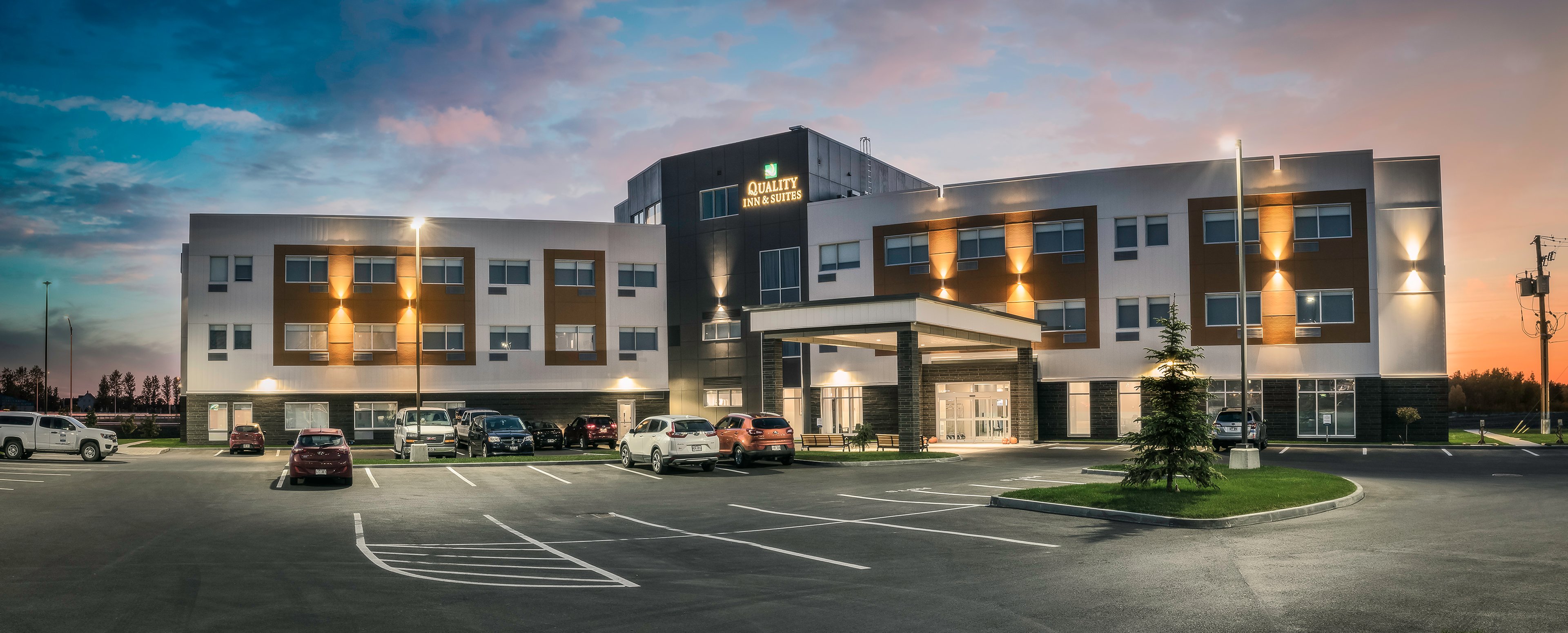 Quality Inn & Suites Mont-Joli-官方