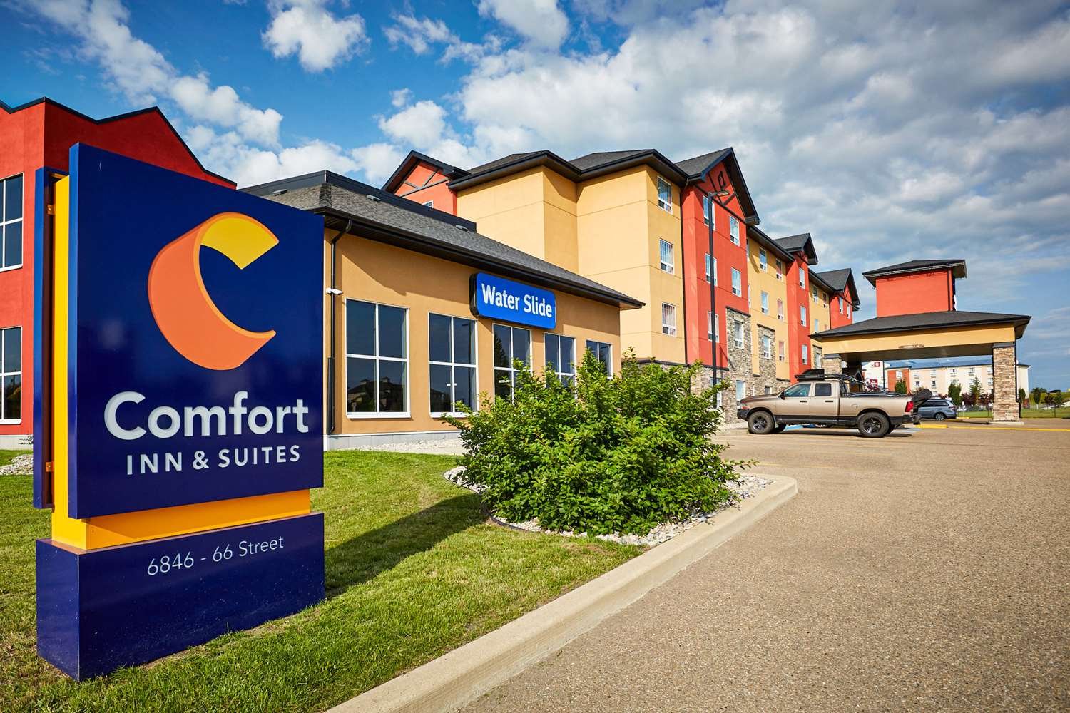 Comfort Inn & Suites Red Deer-官方