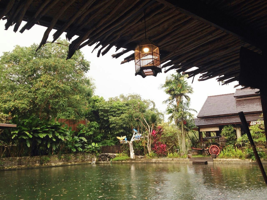 Sengkaling酒店住宿-Dusun Telaga Resort