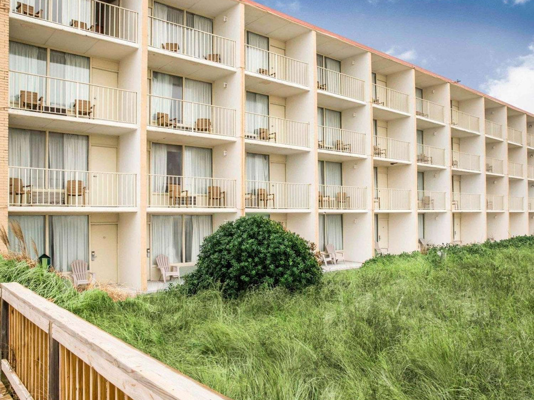 海滨康福特茵酒店主图