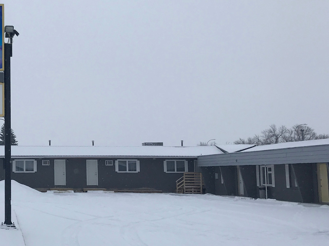 Claresholm酒店住宿-Hotel Bethel - Fort MacLeod, AB