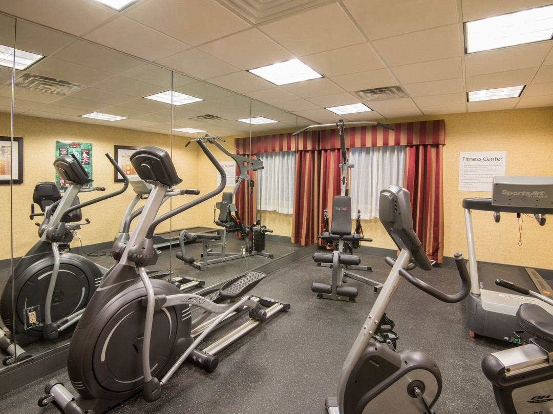 Archbold酒店住宿-Holiday Inn Express & Suites Wauseon By IHG