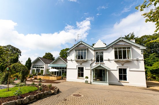 Poulaphouca House & Falls-官方