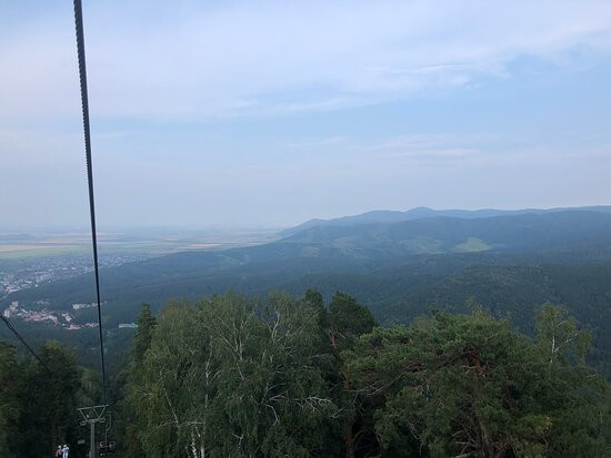 Chairlift to Mountain Tserkovka景点图片
