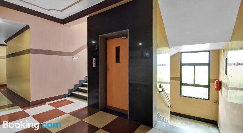 Capital O 81780 Sormistha