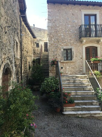 Castelvecchio Calvisio-Calascio必去景点