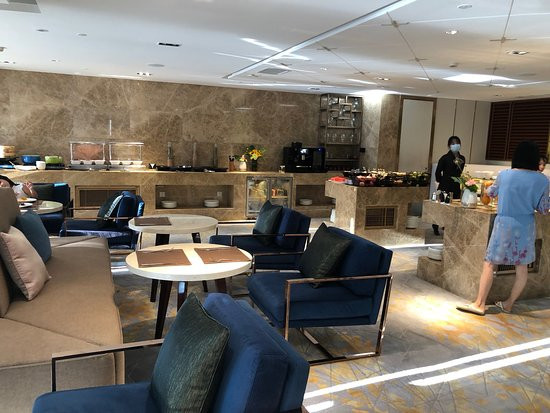 亨特索菲特酒店主图