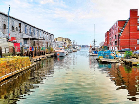 Old Port Historic Tours-波特兰必去景点