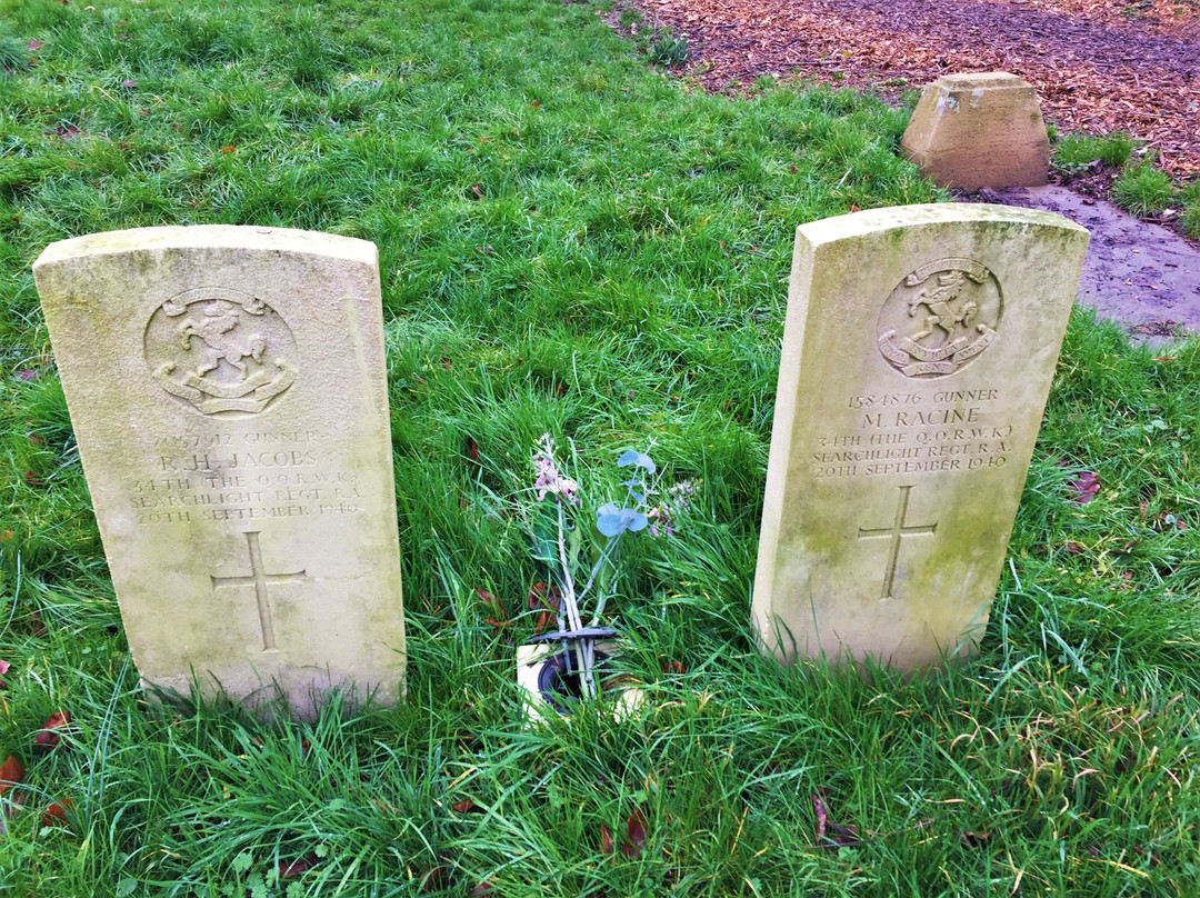 Woodchurch War Memorial景点图片