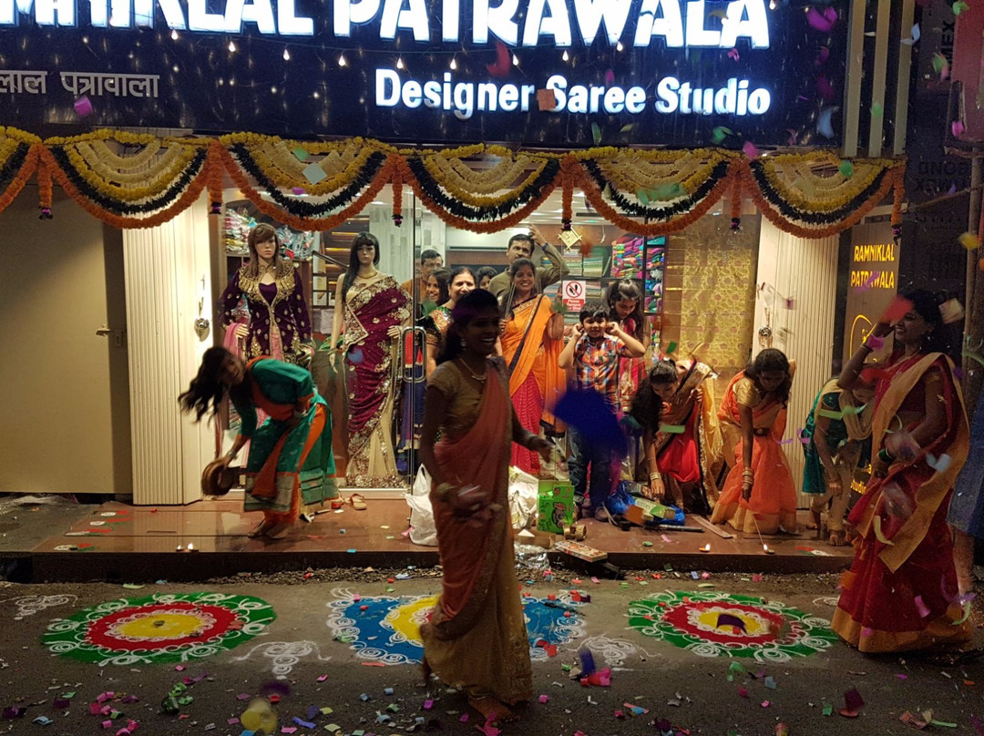 Ramniklal Patrawala - Designer Saree Studio景点图片