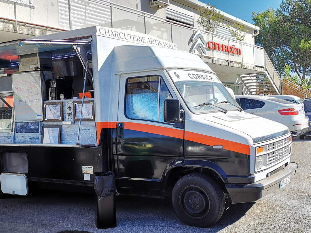 Roquefort-la-Bedoule餐馆和美食-Traculinu By Lou Mas