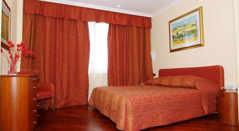 Pushkin Hotel主图