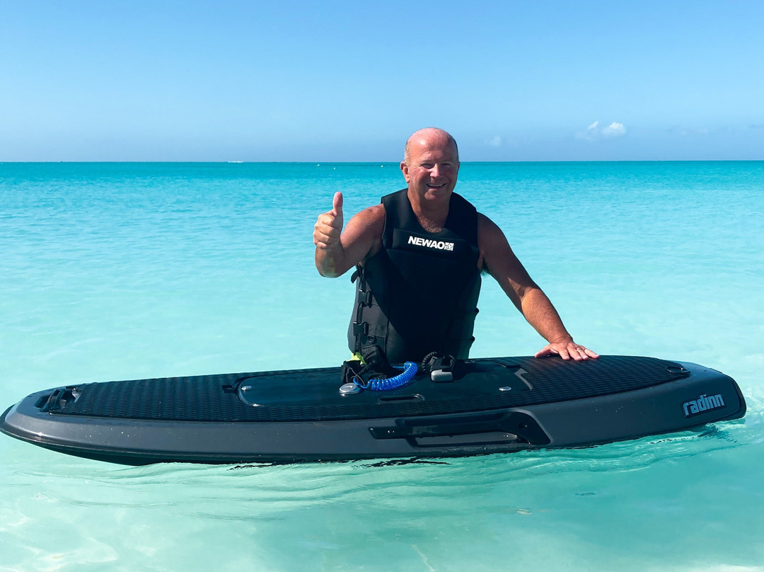 ESURF TCI - Electric Surfboard Rental-普罗维登西亚莱斯必去景点