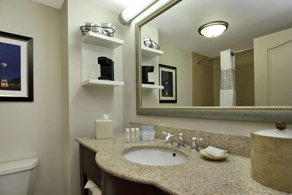 佛罗伦萨市区汉普顿套房酒店主图