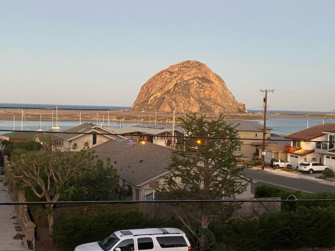 莫罗湾客栈主图