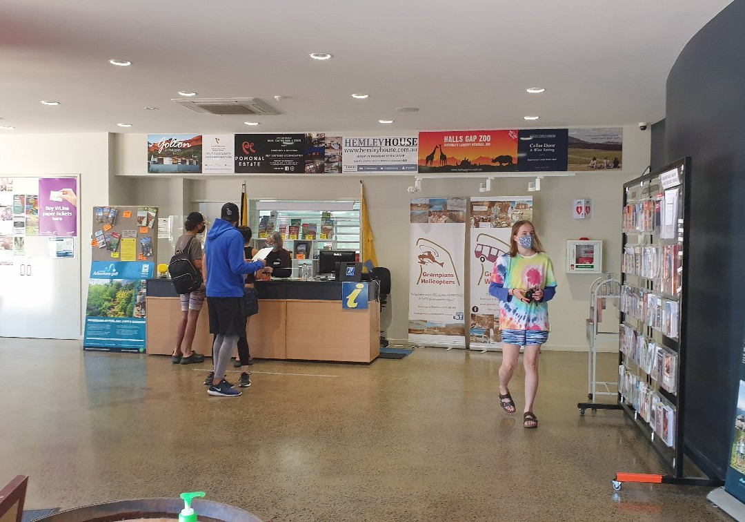 Halls Gap Visitor Information Centre-贺思盖必去景点