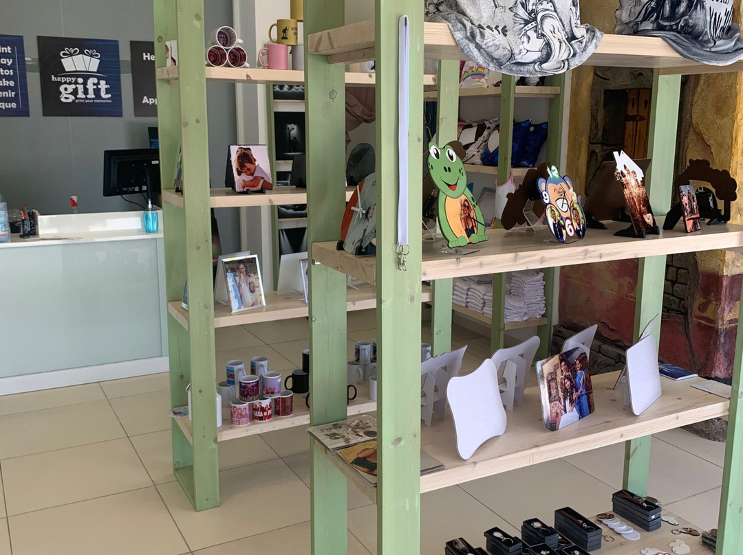 Happy Gift-Agios Georgios必去景点