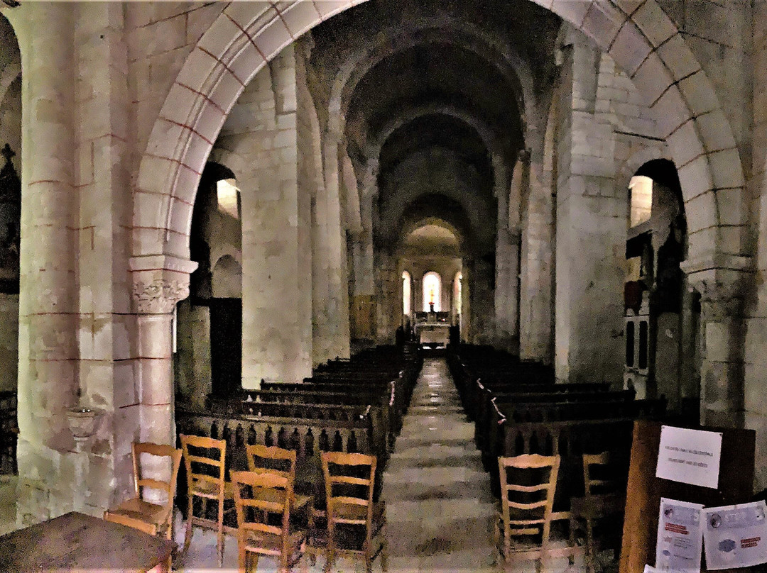 Eglise Et Prieuré De Saint Gaultier景点图片