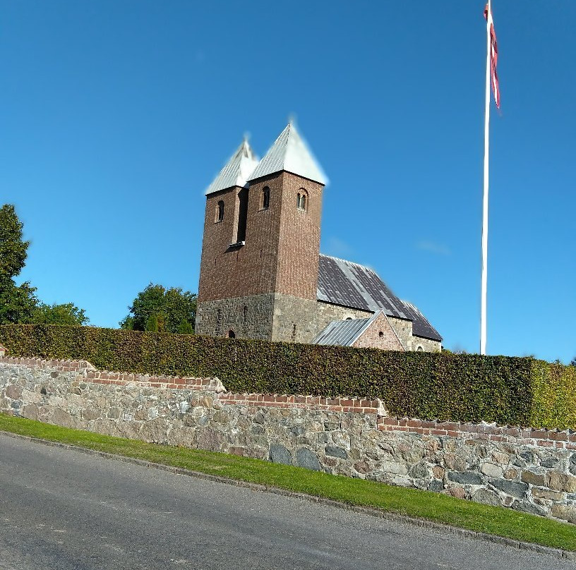 Fjenneslev Kirke-Fjenneslev必去景点