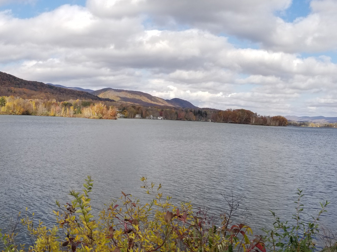 Ashuwillticook Rail Trail-Adams必去景点