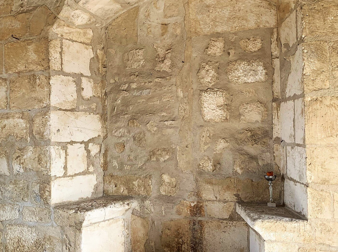 Donjon De Cravant景点图片