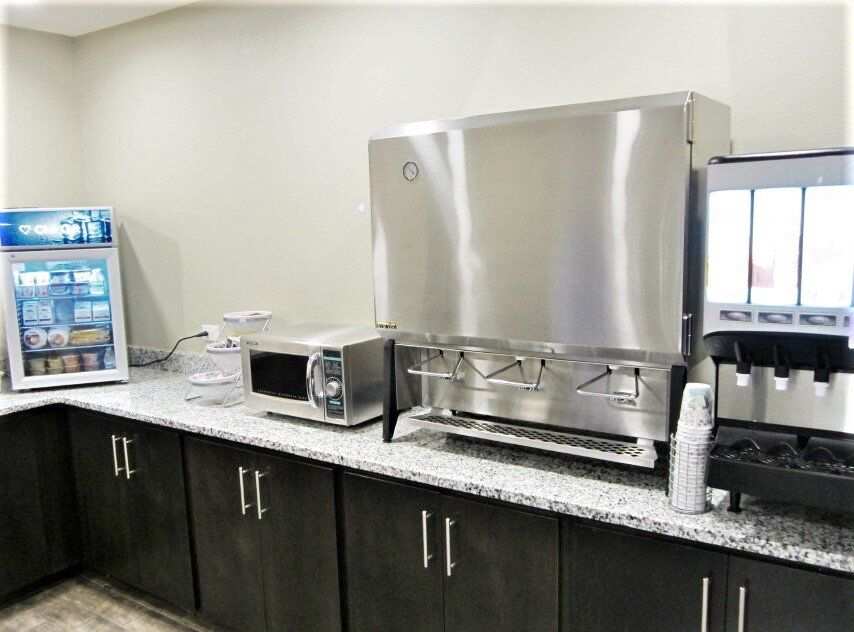 Comfort Suites Wooster Near University Campus-浴室