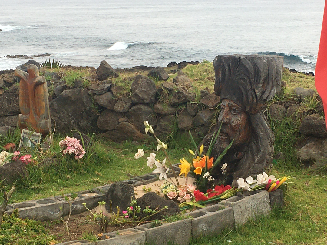 Cementerio de Isla de Pascua-安加罗阿必去景点