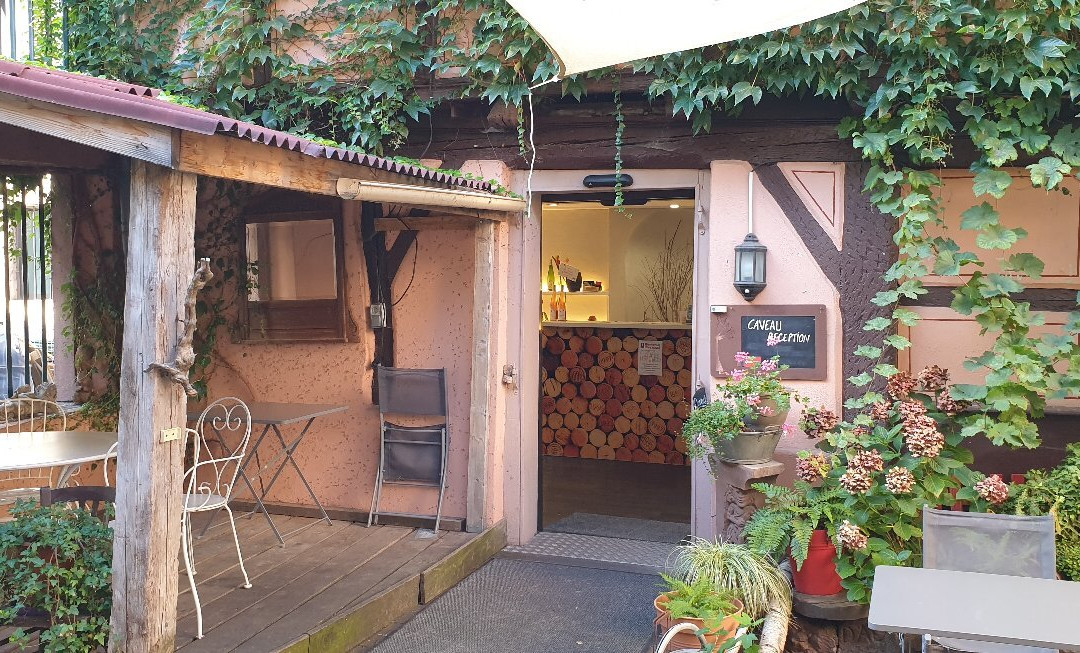 Chez Myriam Cécile Et Caroline主图