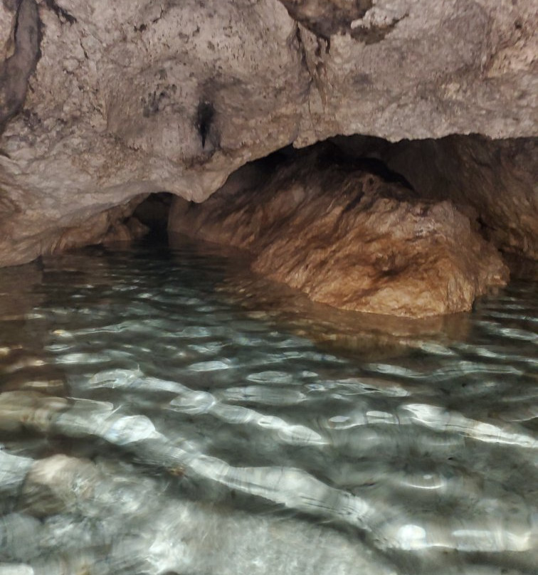 Pagat Cave-关岛必去景点