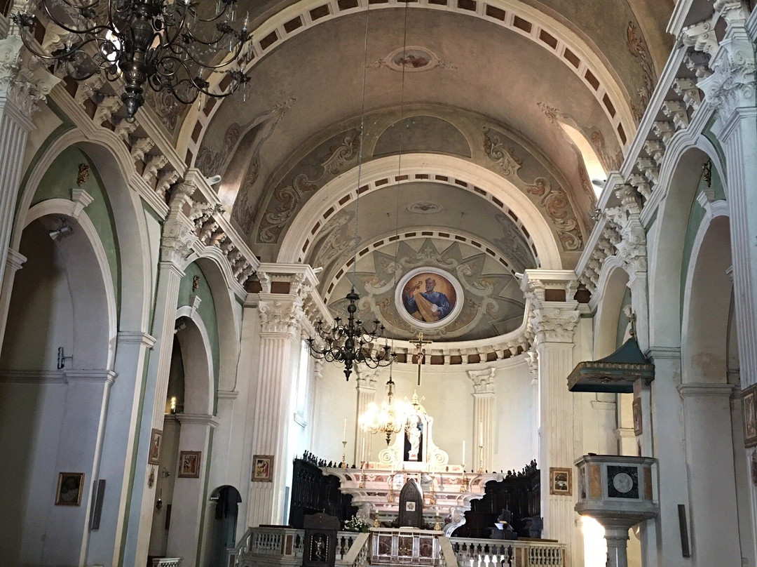 Cattedrale di San Pietro-Tempio Pausania必去景点