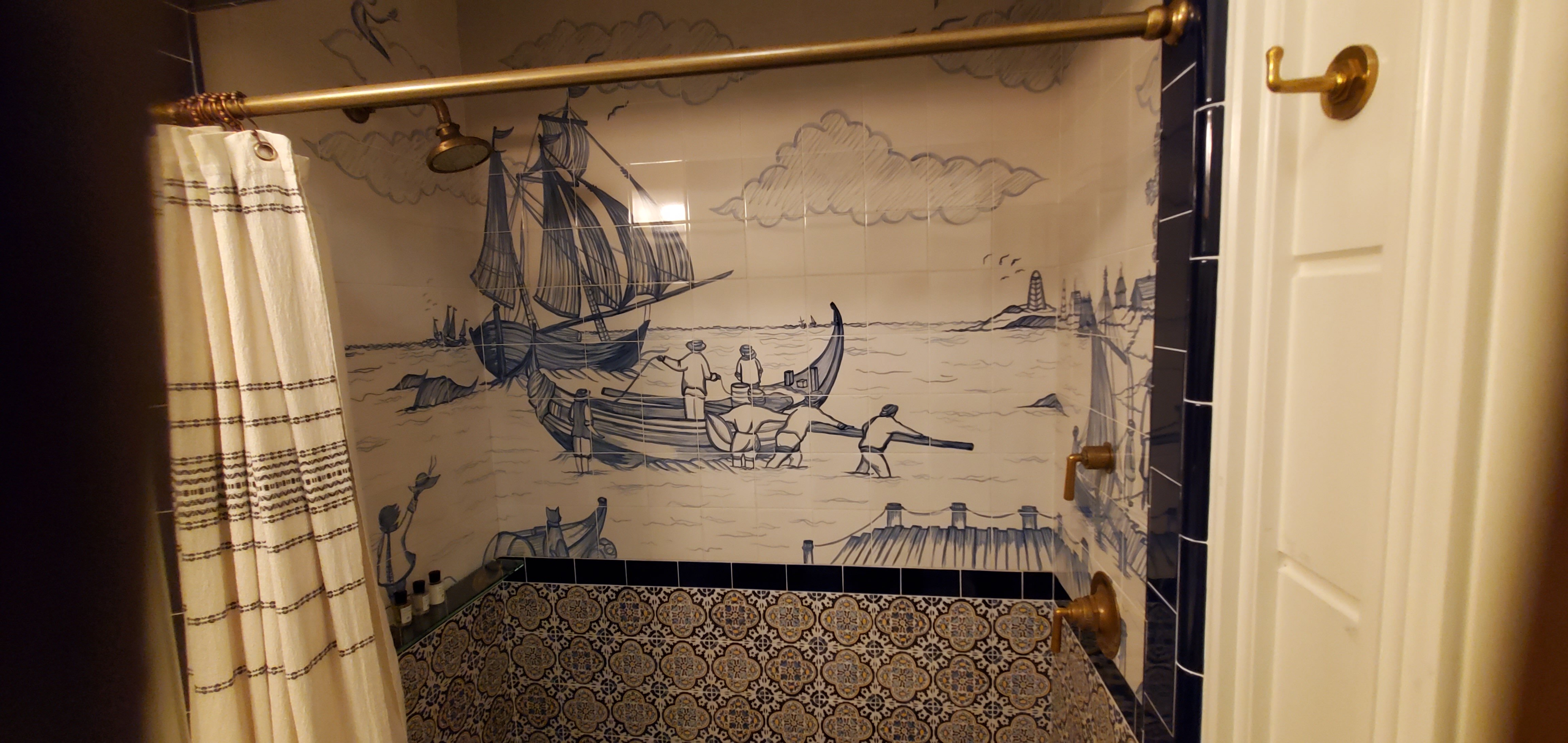 Greydon House-浴室