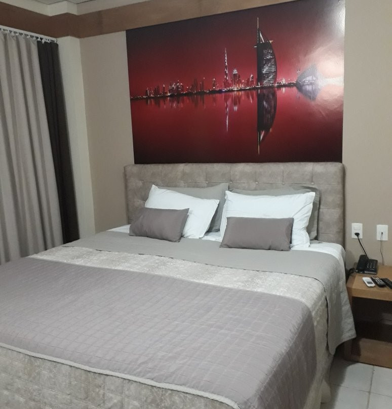 Prisma Plaza Hotel主图