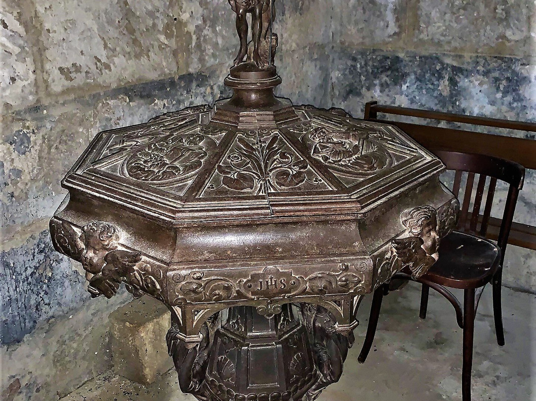Eglise Saint-Martin de Tayac景点图片