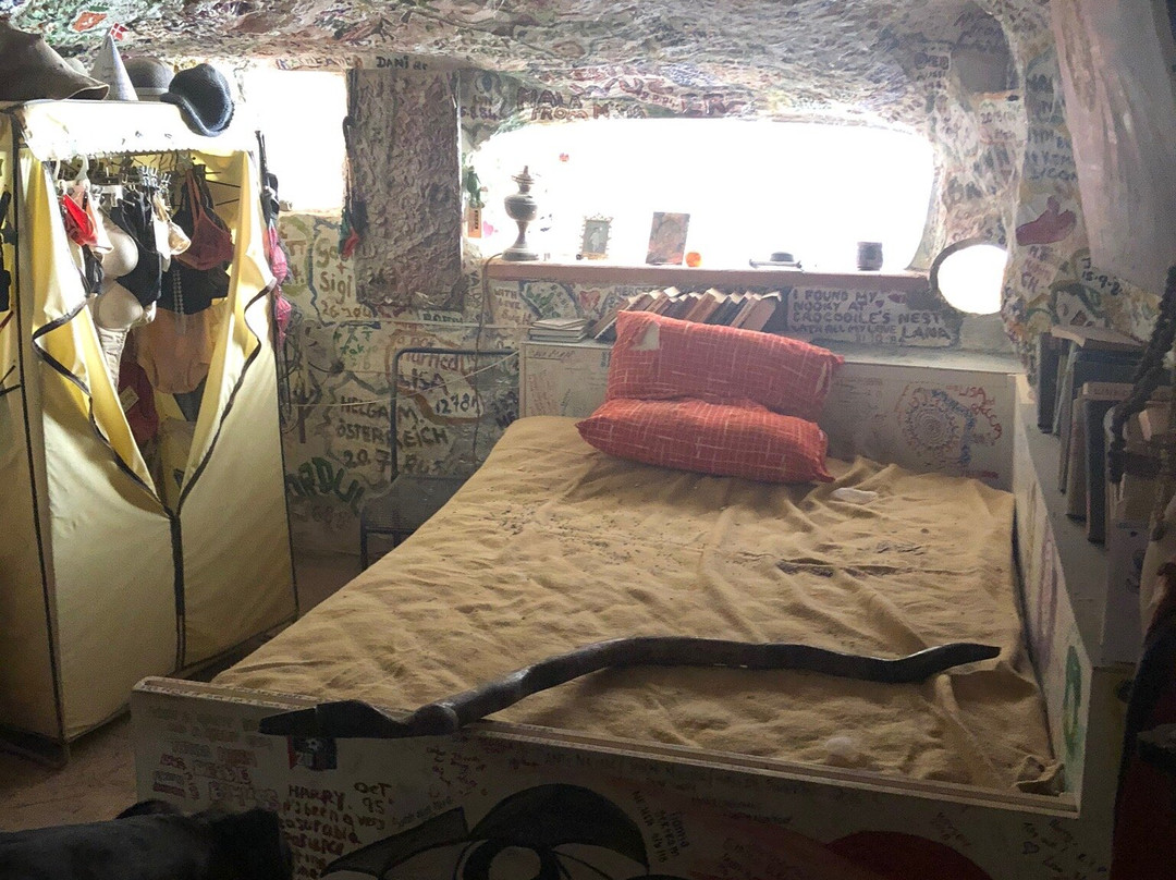 Crocodile Harry’s Underground Nest-库伯佩迪必去景点