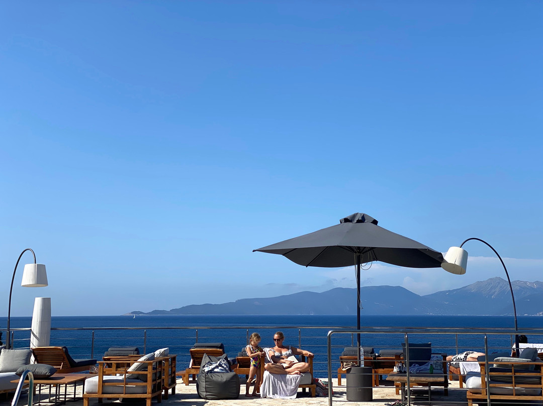 爱美丽丝酒店主图