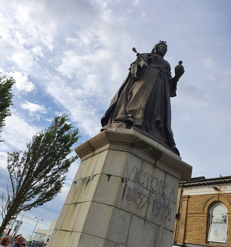Queen Victoria Statue-绍斯波特必去景点